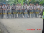 50 Police with rifles and batons blocked remedy yapen2